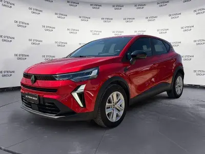 Usata Renault Captur Evolution 101 CV (74 kW) 2025 Rosso SUV