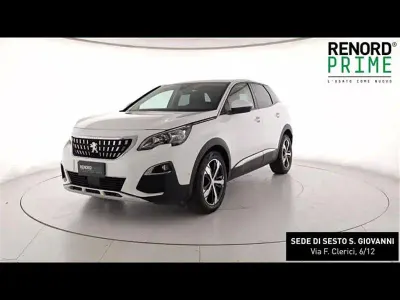 Usata Peugeot 3008 Allure 131 CV (96 kW) 2019 Bianco SUV