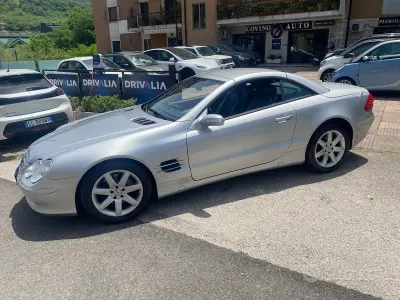 Usata Mercedes SL500 Chrome 245 CV (180 kW) 2006 Grigio Cabrio