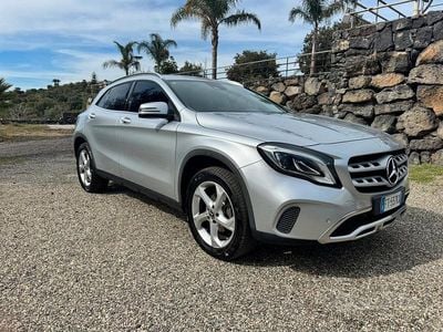 Usata Mercedes GLA200 2019 Grigio SUV