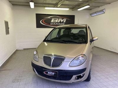 Usata Lancia Musa 95 CV (69 kW) 2007 Beige Monovolume
