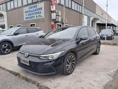 Usata VW Golf VIII 131 CV (96 kW) 2021 Nero Berlina