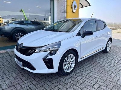 Usata Renault Clio V Evolution 101 CV (74 kW) 2024 Bianco ghiaccio Berlina