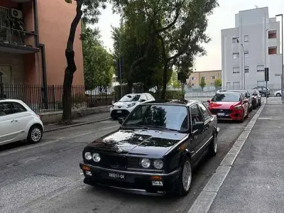 Usata BMW 316 90 CV (66 kW) 1985 Nero Berlina