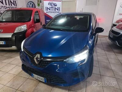 Usata Renault Clio V Equilibre 91 CV (66 kW) 2022 Blu Berlina