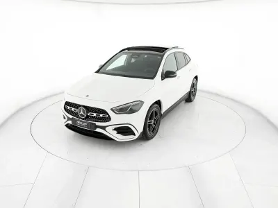 Usata Mercedes GLA200 Advanced Plus 150 CV (110 kW) 2023 Bianco SUV