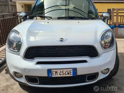 Usata Mini Countryman 143 CV (105 kW) 2012 Bianco SUV
