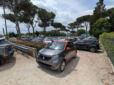 Usata Smart ForFour Passion 71 CV (52 kW) 2016 Grigio Utilitaria