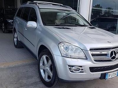 Grigio Usata 2008 Mercedes GL320 SUV | 18.500 €