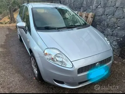 Usata Fiat Grande Punto 75 CV (55 kW) 2008 Utilitaria