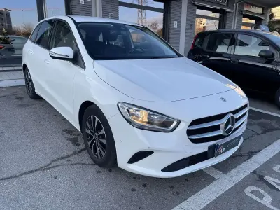 Begagnad Mercedes B200