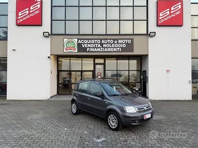 Usata Fiat Panda Dynamic 69 CV (50 kW) 2011 Grigio Utilitaria