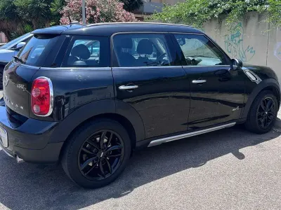 Usata Mini Park Lane Countryman 111 CV (81 kW) 2016 Nero SUV