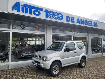 Usata Suzuki Jimny 81 CV (59 kW) 2000 Argento SUV