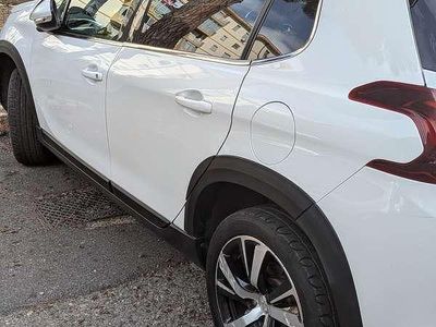 Usata Peugeot 2008 Allure 120 CV (88 kW) 2017 Bianco SUV