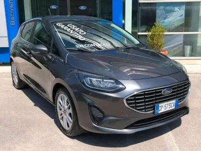Usata Ford Fiesta Titanium 125 CV (91 kW) 2023 Magnetic grey Utilitaria