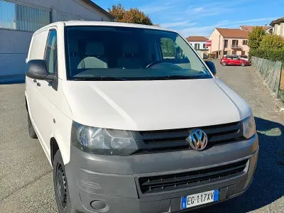Usata VW T5 84 CV (61 kW) 2011 Bianco Furgone