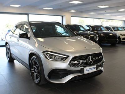 Mercedes GLA220