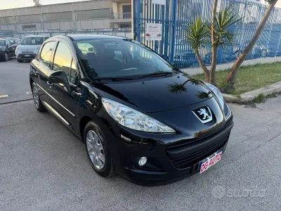 Begagnad Peugeot 207