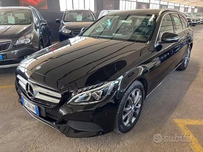 Usata Mercedes C220 Premium 170 CV (125 kW) 2016 Nero Station wagon