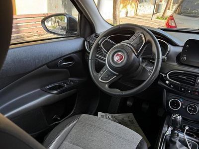 Usata Fiat Tipo Cross 130 CV (95 kW) 2022 Nero SUV