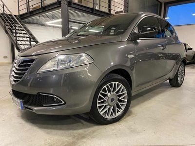 usata Lancia Ypsilon 1.3 MJT 16V 95 CV 5 porte S&S Gold