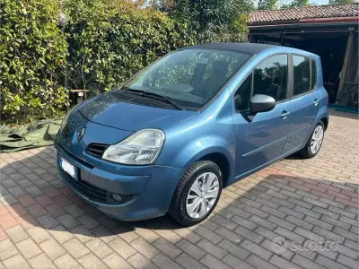 Usata Renault Modus 75 CV (55 kW) 2010 Monovolume