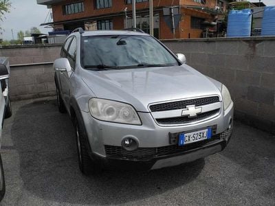 Usata Chevrolet Captiva 150 CV (110 kW) 2007 Grigio SUV