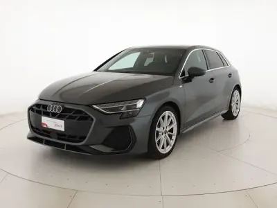 Usata Audi A3 S-Line 150 CV (110 kW) 2025 Grigio daytona perlato Berlina