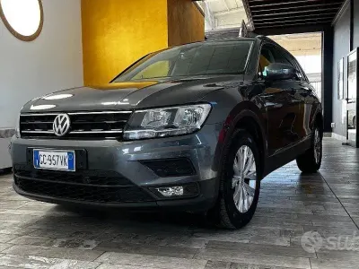 Usata VW Tiguan Life 150 CV (110 kW) 2020 Grigio SUV