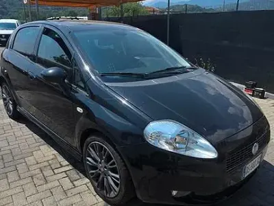 Usata Fiat Grande Punto Sport 120 CV (88 kW) 2008 Nero Utilitaria