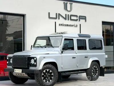 Usata Land Rover Defender SE 122 CV (89 kW) 2014 Grigio Station wagon