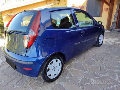 usata Fiat Punto Punto 1.9 JTD 3 porte Dynamic