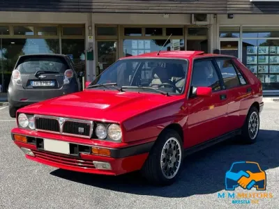 Usata Lancia Delta 196 CV (144 kW) 1990 Rosso Utilitaria
