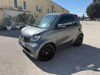 Usata Smart ForTwo Cabrio 90 CV (66 kW) 2016 Grigio Cabrio