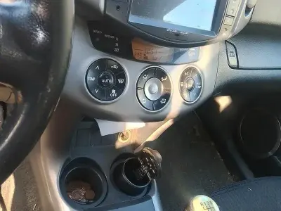 Usata Toyota RAV4 136 CV (100 kW) 2007 Grigio SUV