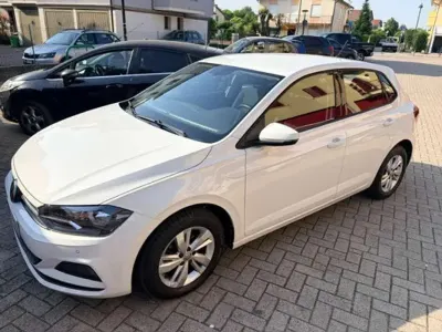 Usata VW Polo Comfortline 90 CV (66 kW) 2019 Bianco Utilitaria