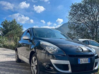 Nero Usata 2010 Renault Scénic III Monovolume | 4500 €