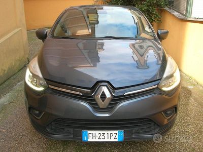 Usata Renault Clio IV Intens 90 CV (66 kW) 2017 Grigio Berlina