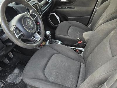 Usata Jeep Renegade Sport 120 CV (88 kW) 2016 Grigio SUV