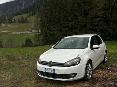 Usata VW Golf VI Highline 140 CV (102 kW) 2011 Bianco Utilitaria