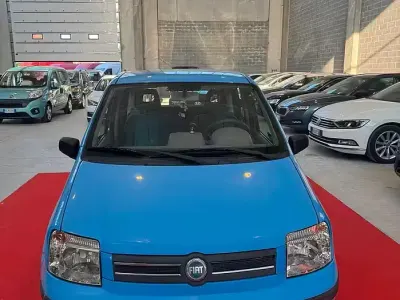 Usata Fiat Panda Dynamic 60 CV (44 kW) 2004 Blu/azzurro Utilitaria
