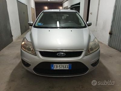 Usata Ford Focus 90 CV (66 kW) 2010 Grigio Berlina