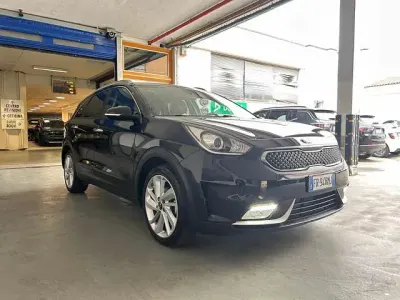 Usata Kia Niro Style 105 CV (77 kW) 2018 Nero SUV