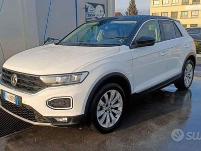 Usata VW T-Roc 150 CV (110 kW) 2019 Bianco SUV