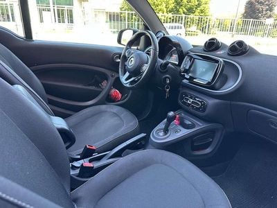 Usata Smart ForTwo Cabrio Superpassion 90 CV (66 kW) 2019 Bianco Cabrio