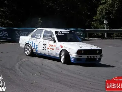 Usata BMW 320 Performance 179 CV (131 kW) 1983 Bianco