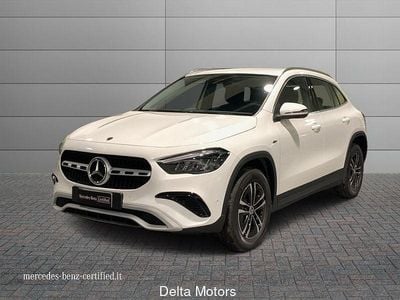 Bianco Nuova 2025 Mercedes E250 Advanced SUV | 42.500 € (Buon prezzo)