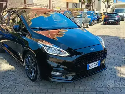 Second-hand Ford Fiesta ST-Line 86 CP (63 kW) 2018 Negru Hatchback
