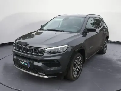 Usata Jeep Compass Summit 131 CV (96 kW) 2025 Grigio SUV